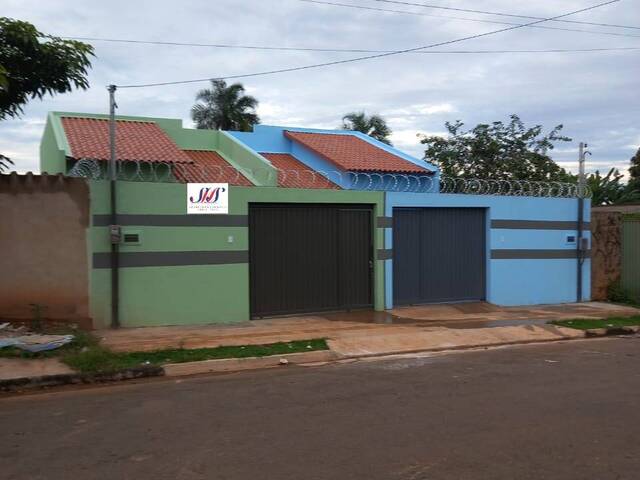 #994473 - Casa para Venda em Aparecida de Goiânia - GO